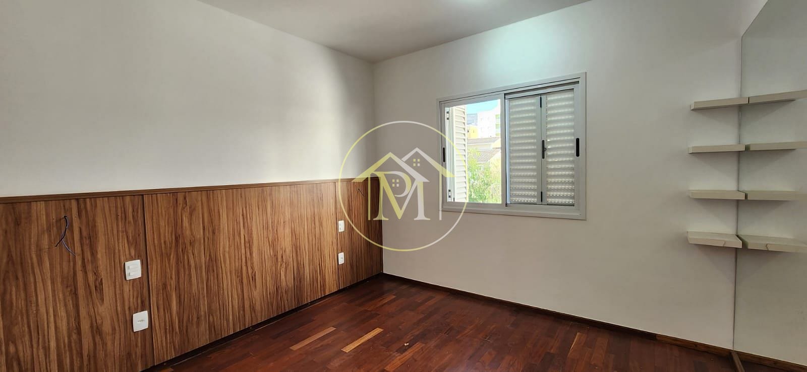Casa à venda com 5 quartos, 156m² - Foto 14