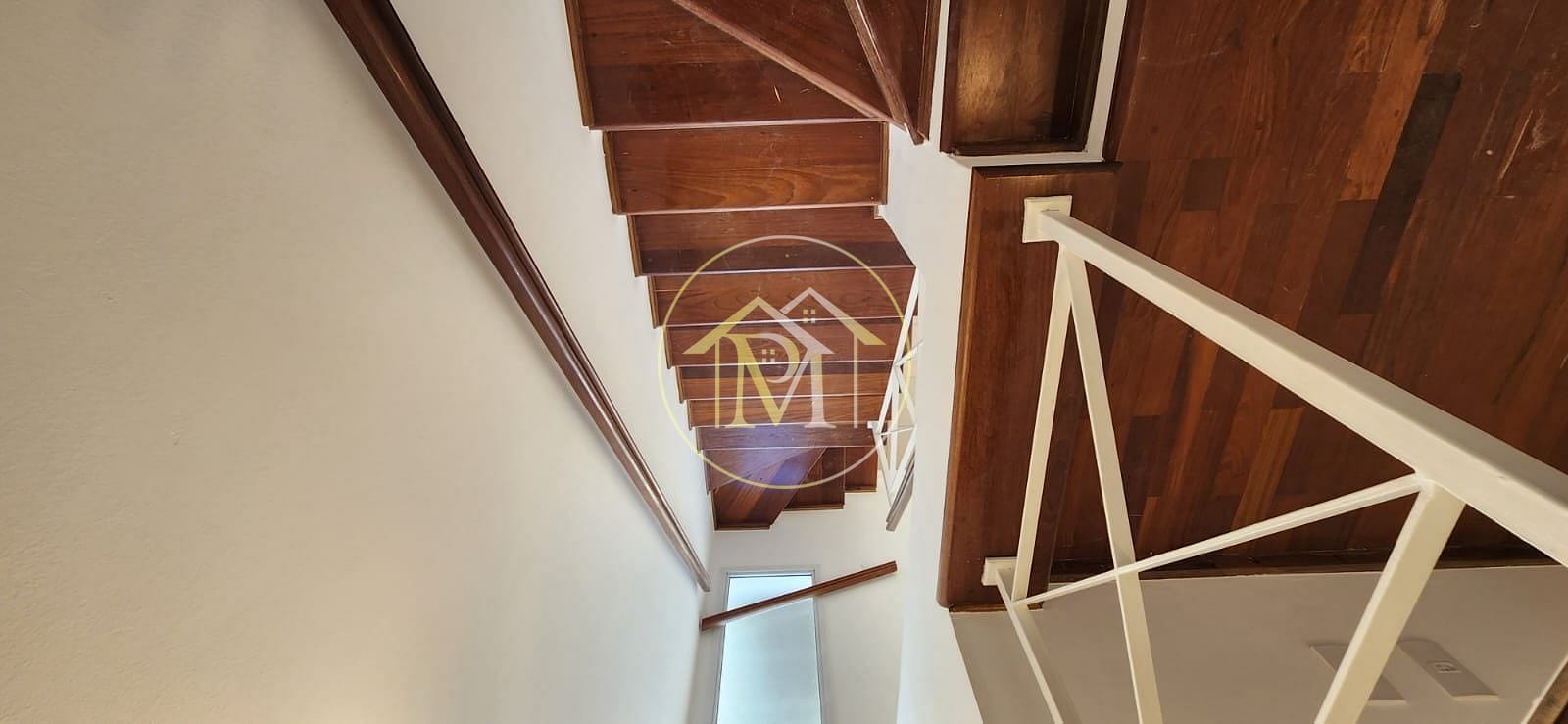 Casa à venda com 5 quartos, 156m² - Foto 9