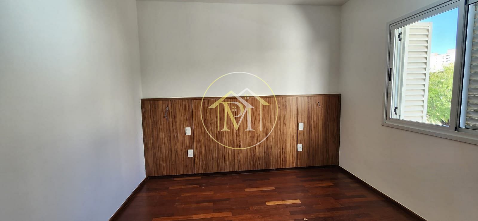 Casa à venda com 5 quartos, 156m² - Foto 13