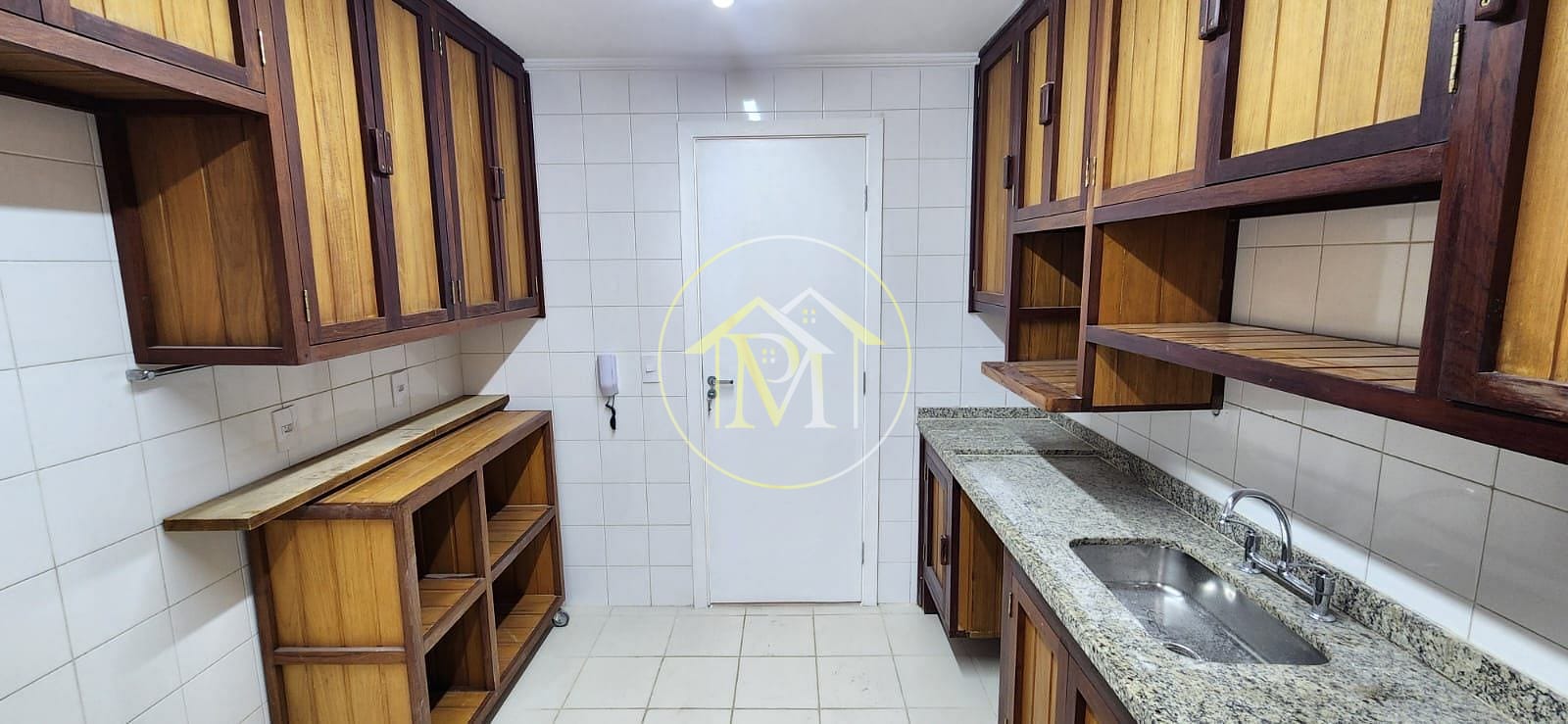Casa à venda com 5 quartos, 156m² - Foto 22