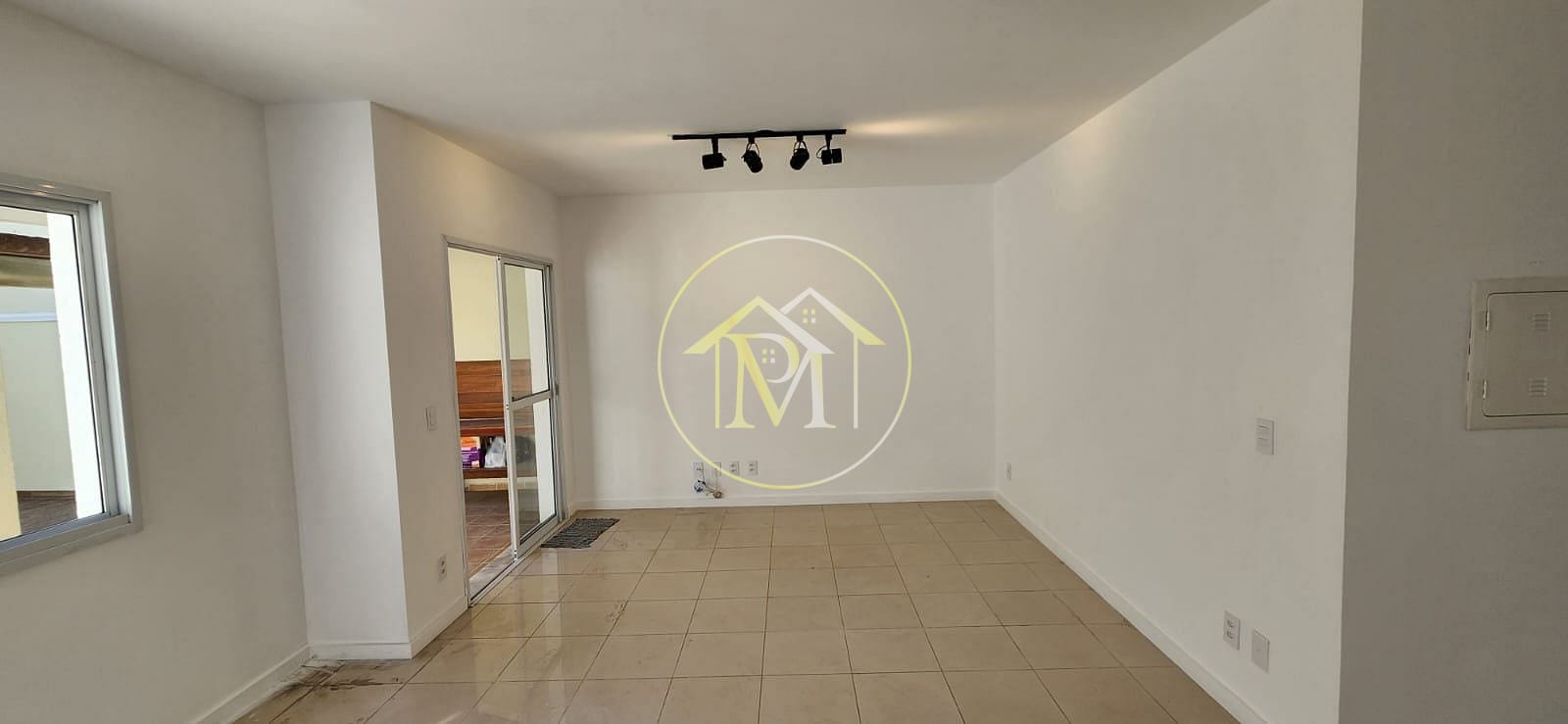 Casa à venda com 5 quartos, 156m² - Foto 5