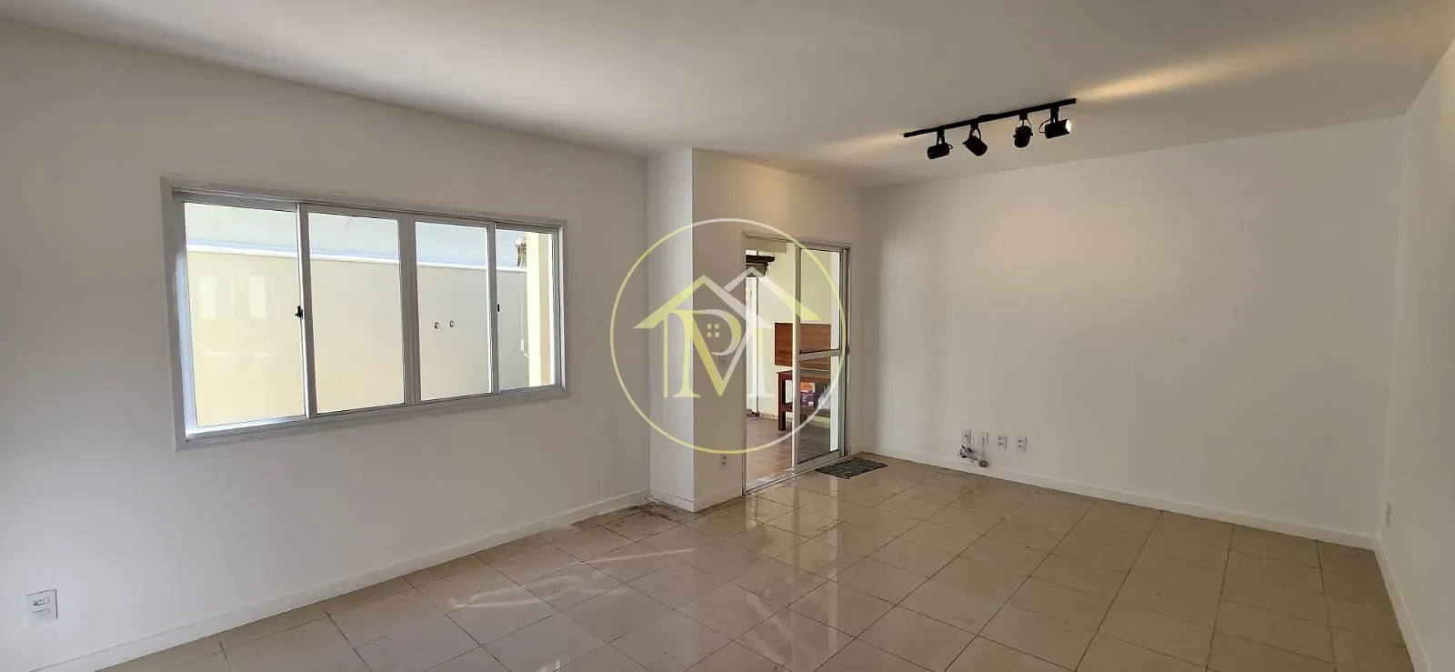 Casa, 5 quartos, 156 m² - Foto 2