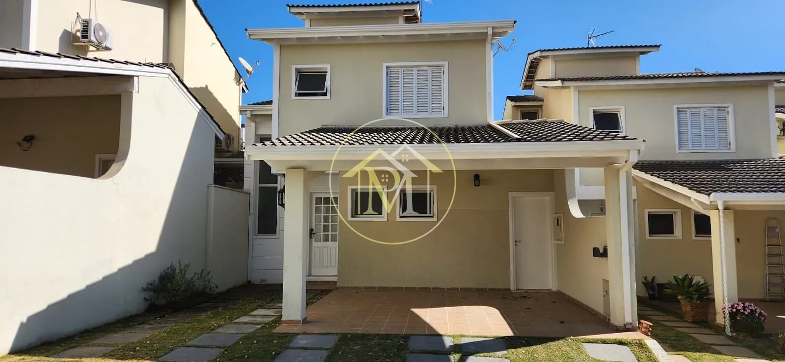 Casa, 5 quartos, 156 m² - Foto 1