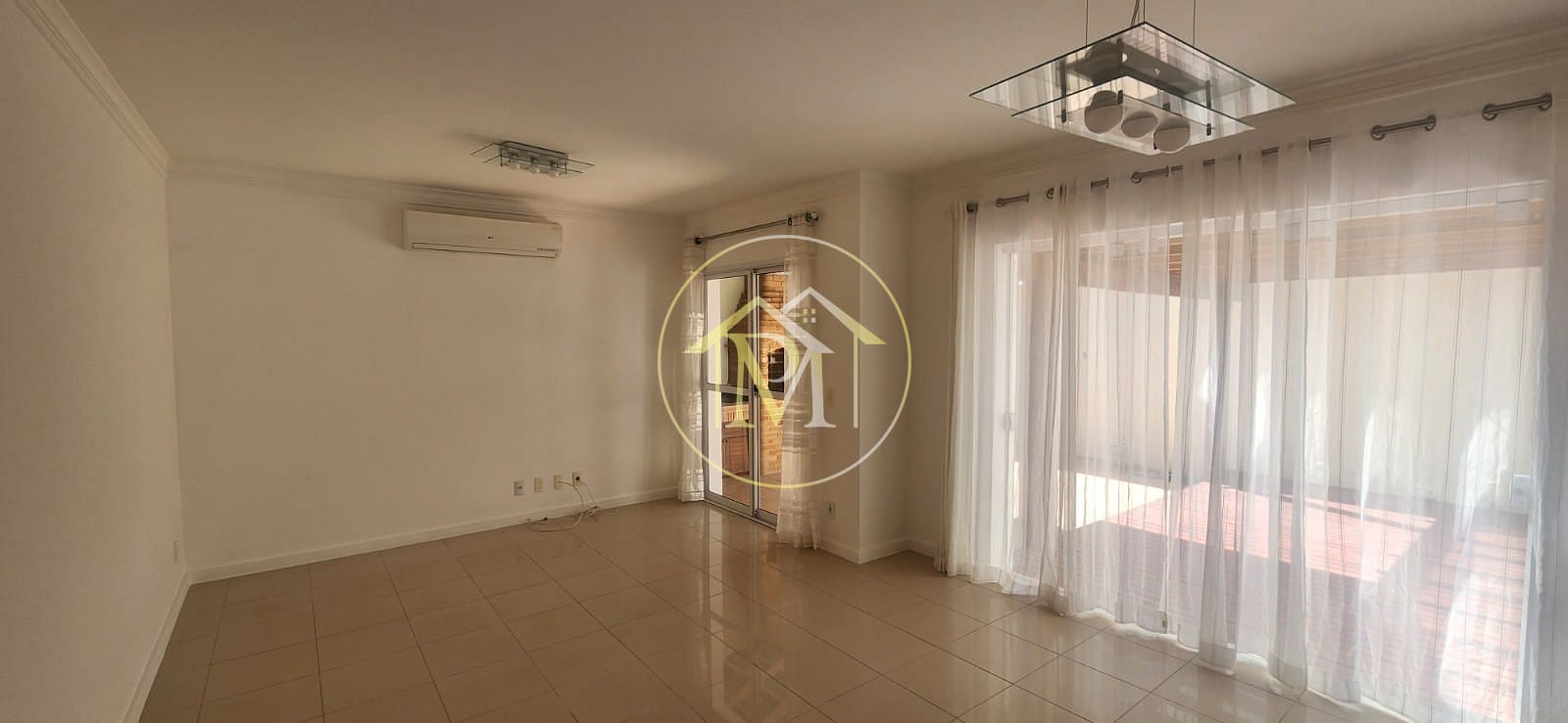 Casa à venda com 5 quartos, 156m² - Foto 5