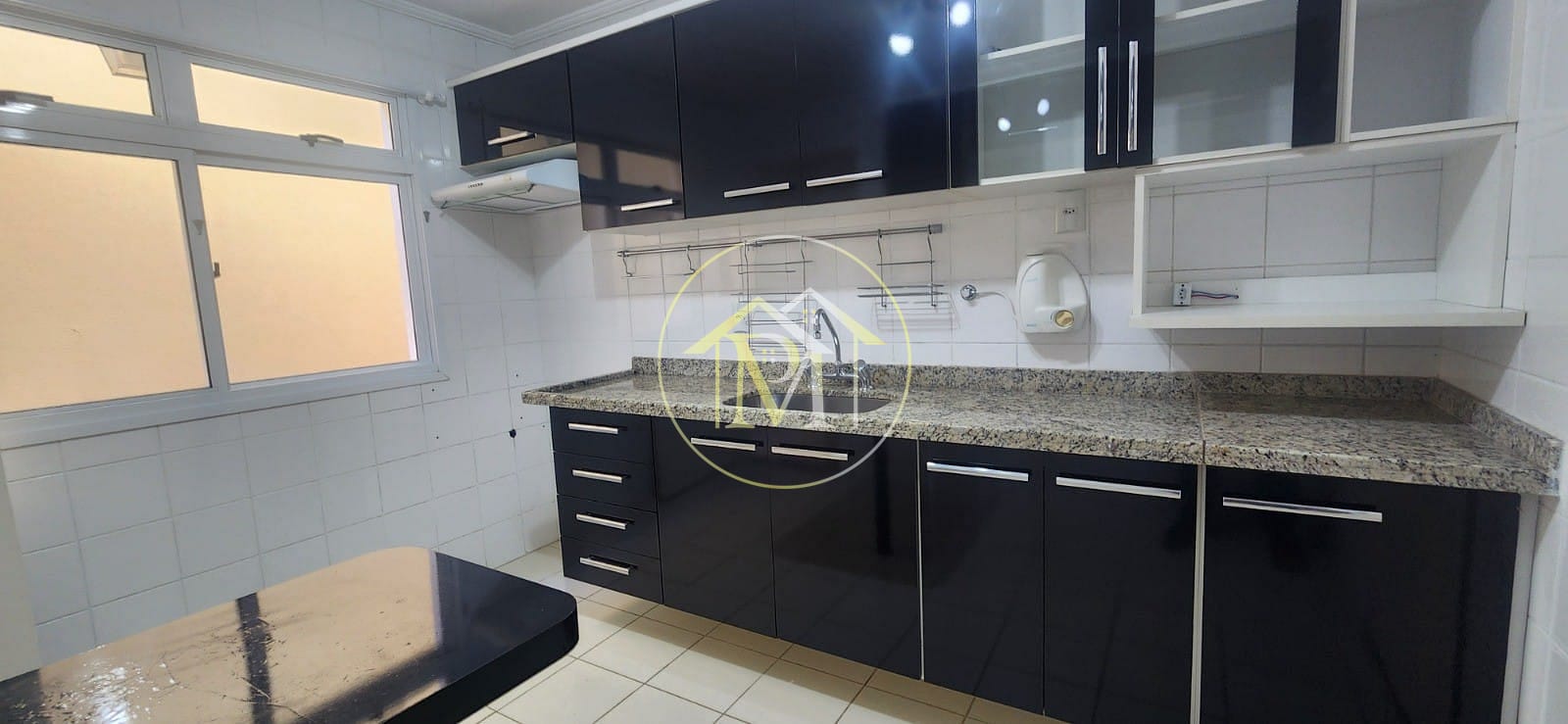 Casa à venda com 5 quartos, 156m² - Foto 8