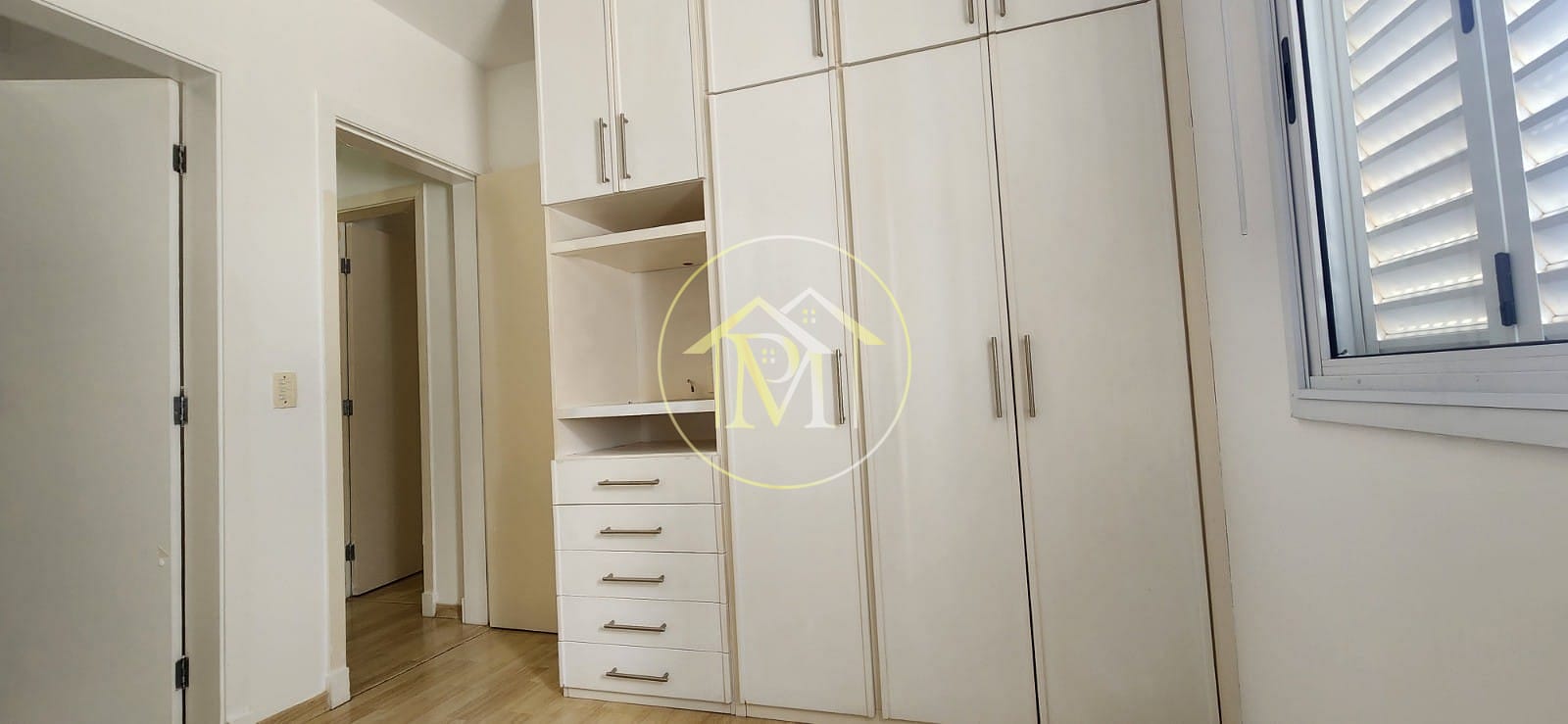 Casa à venda com 5 quartos, 156m² - Foto 24