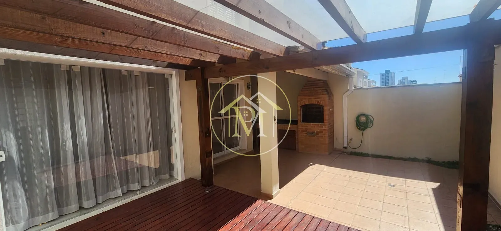 Casa, 5 quartos, 156 m² - Foto 1