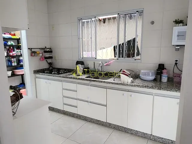 Casa com 165m² 3 quartos e 3 banheiros, à venda, no bairro Nossa Senhora do Perpétuo Socorro em Pindamonhangaba