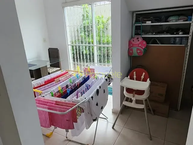 Casa com 165m² 3 quartos e 3 banheiros, à venda, no bairro Nossa Senhora do Perpétuo Socorro em Pindamonhangaba