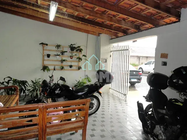 Casa com 260m² 2 quartos e 2 banheiros, à venda, no bairro Chácara Belo Horizonte em Taubaté