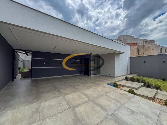 Casa com 485m² 3 quartos e 2 banheiros, à venda, no bairro Monte Belo em Londrina