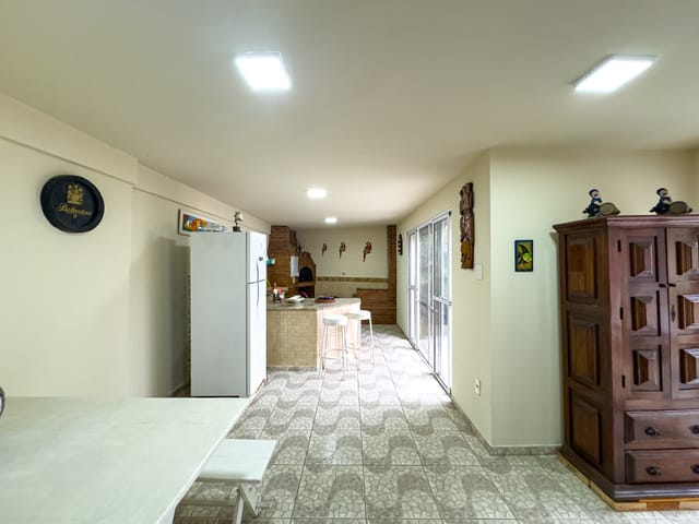 Casa com 600m² 4 quartos e 6 banheiros, à venda, no bairro Recreio dos Bandeirantes em Rio de Janeiro