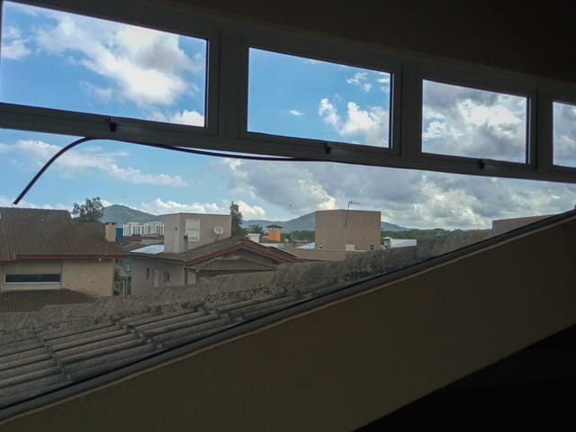 Casa 4 quartos e 4 banheiros, à venda, no bairro Maitinga em Bertioga
