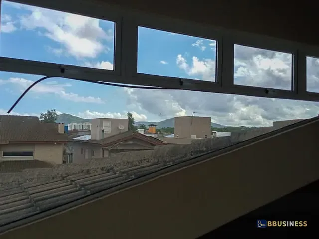 Casa 4 quartos e 4 banheiros, à venda, no bairro Maitinga em Bertioga