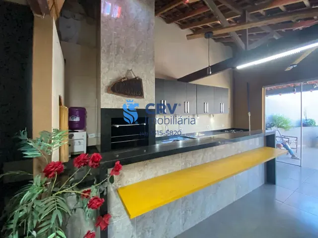 Casa com 349m² 4 quartos e 4 banheiros, à venda, no bairro Jardim San Diego em Londrina