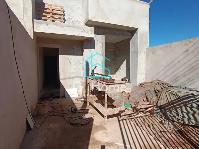 Casa 2 quartos e 2 banheiros, à venda, no bairro Jardim Belém em Londrina