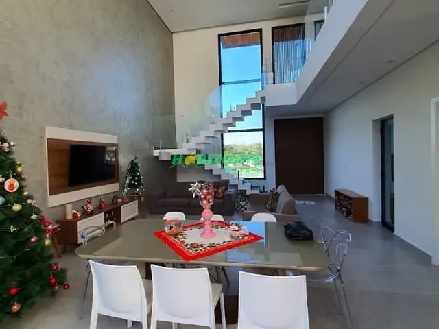 Casa com 472m² 4 quartos e 6 banheiros, à venda, no bairro urbanova em São José dos Campos