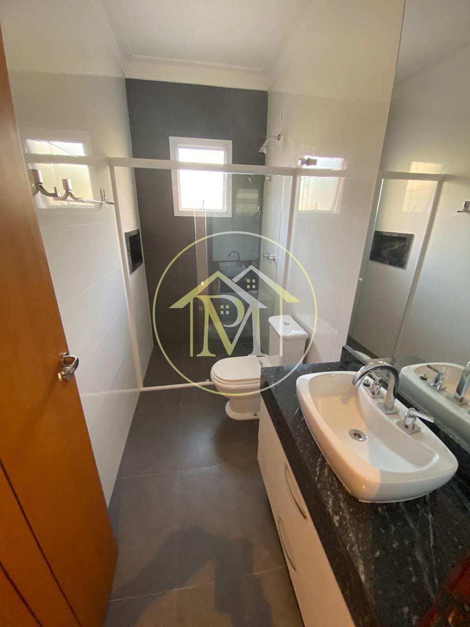 Casa à venda com 4 quartos, 326m² - Foto 17