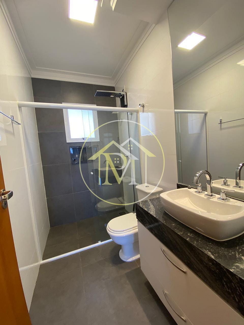 Casa à venda com 4 quartos, 326m² - Foto 21