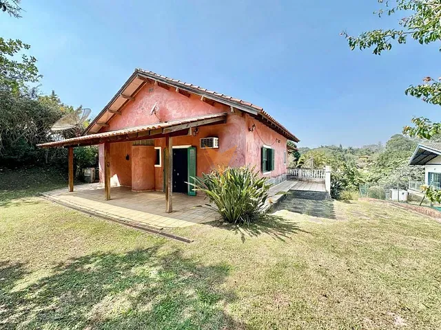 Casa 4 quartos e 5 banheiros, à venda, no bairro Residencial Euroville em Carapicuíba