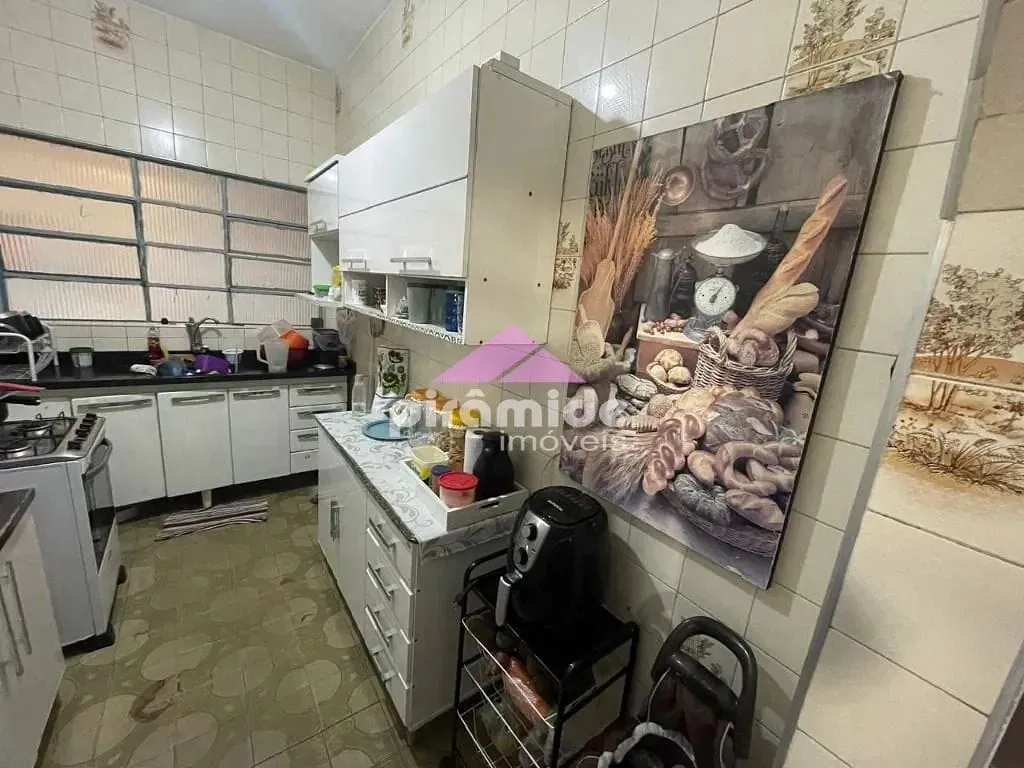 Casa, 3 quartos, 225 m² - Foto 13