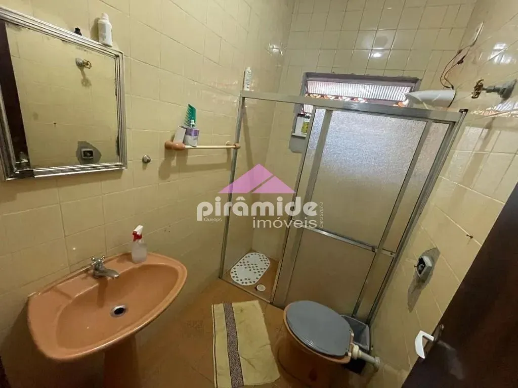 Casa, 3 quartos, 225 m² - Foto 11