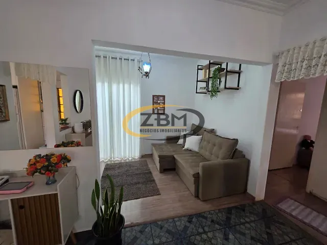 Casa com 378m² 3 quartos e 3 banheiros, à venda, no bairro Aeroporto em Londrina