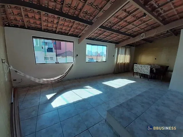 Casa 4 quartos e 3 banheiros, à venda, no bairro Santo Antônio em São Caetano do Sul