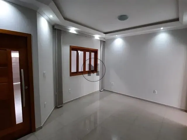 Casa com 150m² 2 quartos e 1 banheiro, à venda, no bairro Vila Bela em Guaratinguetá