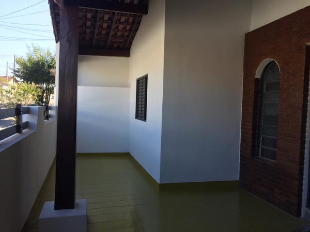 Casa com 300m² 2 quartos e 2 banheiros, à venda, no bairro Alto do Cardoso em Pindamonhangaba