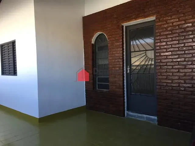 Casa com 300m² 2 quartos e 2 banheiros, à venda, no bairro Alto do Cardoso em Pindamonhangaba