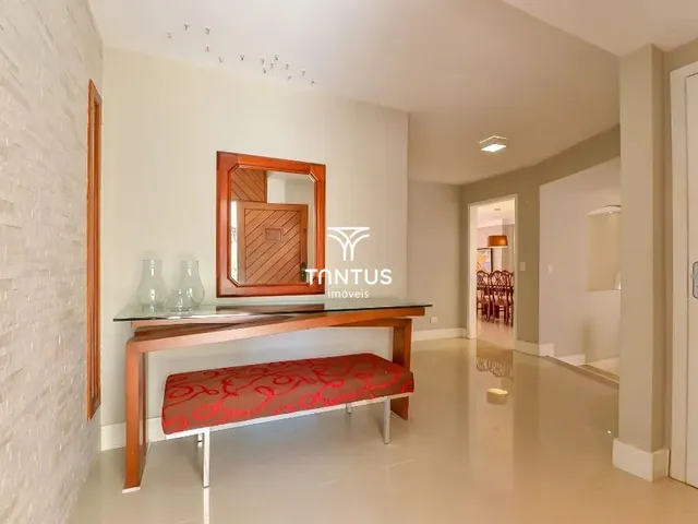 Casa com 408m² 3 quartos e 2 banheiros, para alugar, no bairro Jardim das Américas em Curitiba