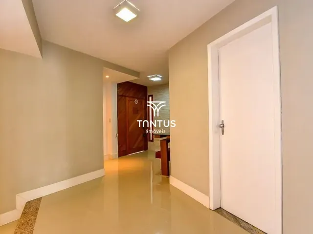 Casa com 408m² 3 quartos e 2 banheiros, para alugar, no bairro Jardim das Américas em Curitiba