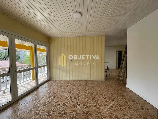 Casa 3 quartos e 1 banheiro, para alugar, no bairro Ideal em Novo Hamburgo