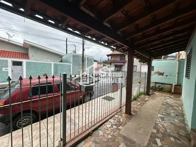 Casa com 113m² 3 quartos e 2 banheiros, à venda, no bairro Horto Florestal em Andradas