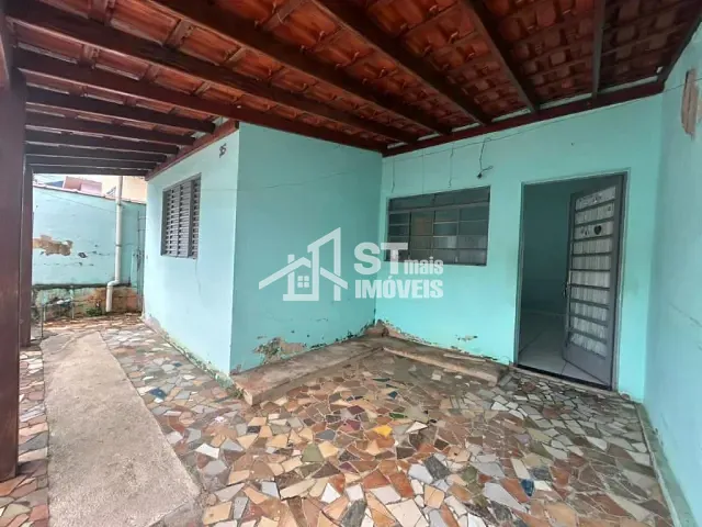Casa com 113m² 3 quartos e 2 banheiros, à venda, no bairro Horto Florestal em Andradas