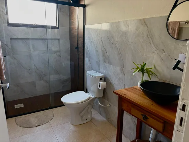 Casa com 300m² 3 quartos e 3 banheiros, à venda, no bairro Bairro do Lago em Águas da Prata