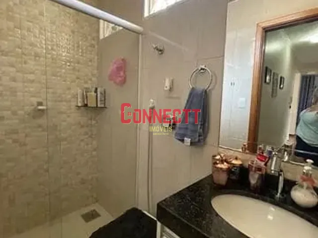 Casa com 162m² 2 quartos e 2 banheiros, à venda, no bairro Vila Albertina em Ribeirão Preto