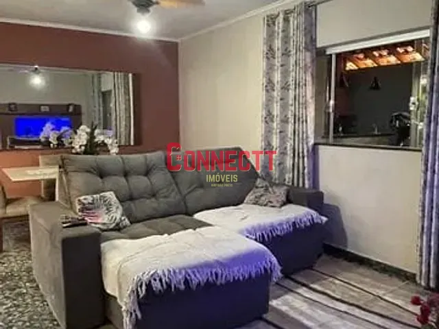Casa com 162m² 2 quartos e 2 banheiros, à venda, no bairro Vila Albertina em Ribeirão Preto