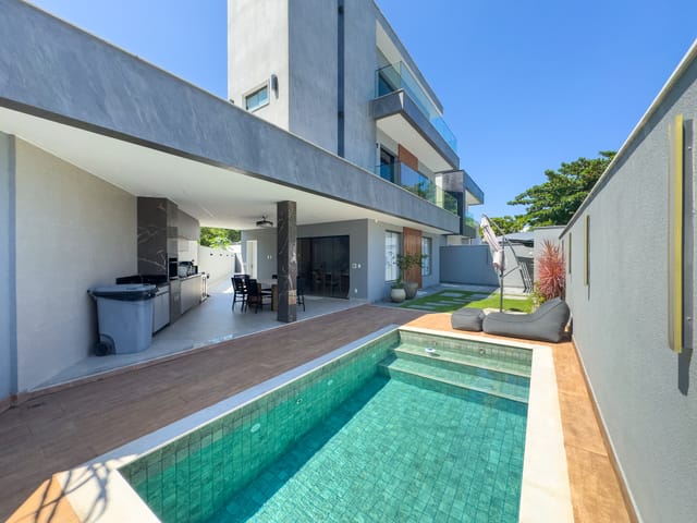 Casa com 540m² 4 quartos e 6 banheiros, à venda, no bairro Recreio dos Bandeirantes em Rio de Janeiro