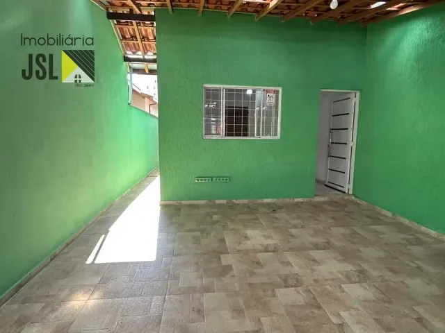 Casa com 125m² 3 quartos e 2 banheiros, para alugar, no bairro Vila Antônio Augusto Luiz em Caçapava