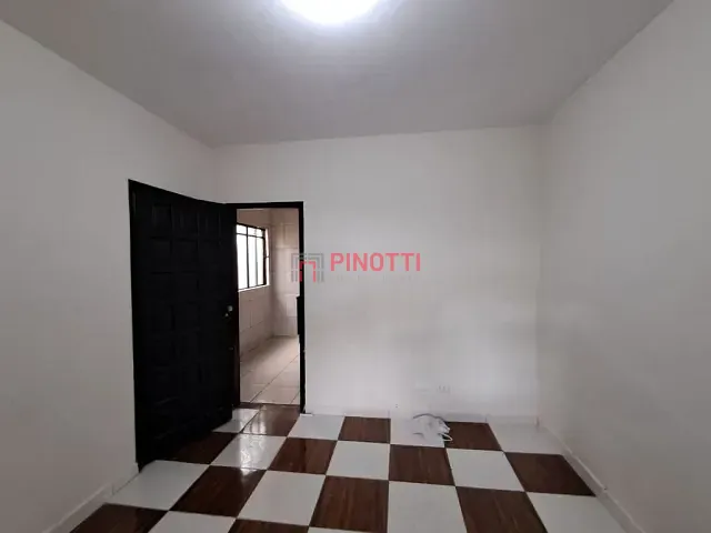 Casa 2 quartos e 2 banheiros, à venda, no bairro Jardim Palmeiras em São Bernardo do Campo