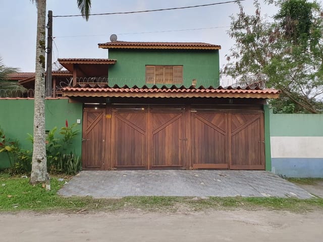 Casa com 591m² 5 quartos e 7 banheiros, à venda, no bairro Indaiá em Bertioga
