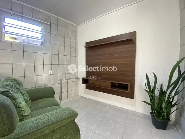 Casa com 80m² 1 quarto e 1 banheiro, para alugar, no bairro Vila Ana em Mauá