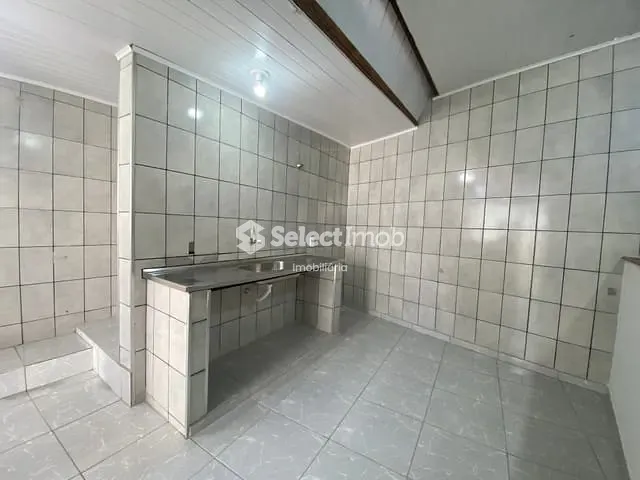 Casa com 80m² 1 quarto e 1 banheiro, para alugar, no bairro Vila Ana em Mauá