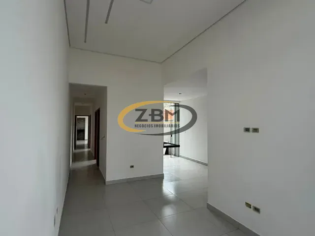 Casa com 115m² 3 quartos e 2 banheiros, para alugar, no bairro Garden Park Residence em Londrina