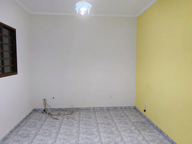 Casa com 125m² 2 quartos e 1 banheiro, à venda ou para alugar, no bairro Jardim Recanto dos Pássaros em São João da Boa Vista