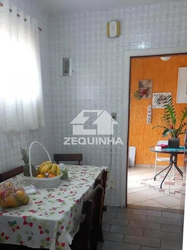 Casa, 4 quartos, 145 m² - Foto 3