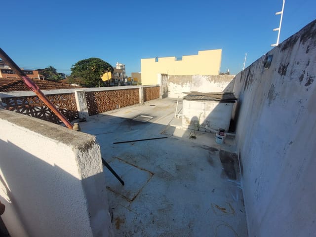 Casa com 300m², à venda ou para alugar, no bairro Centro em Pindamonhangaba