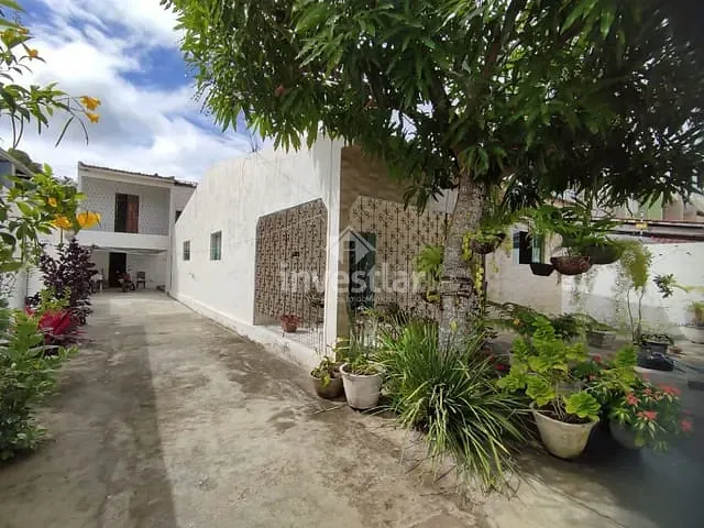 Casa com 312m² 3 quartos e 1 banheiro, à venda, no bairro Jardim Paulistano em Campina Grande